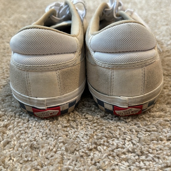 Suede Vans - size 10.5 - Picture 5 of 7